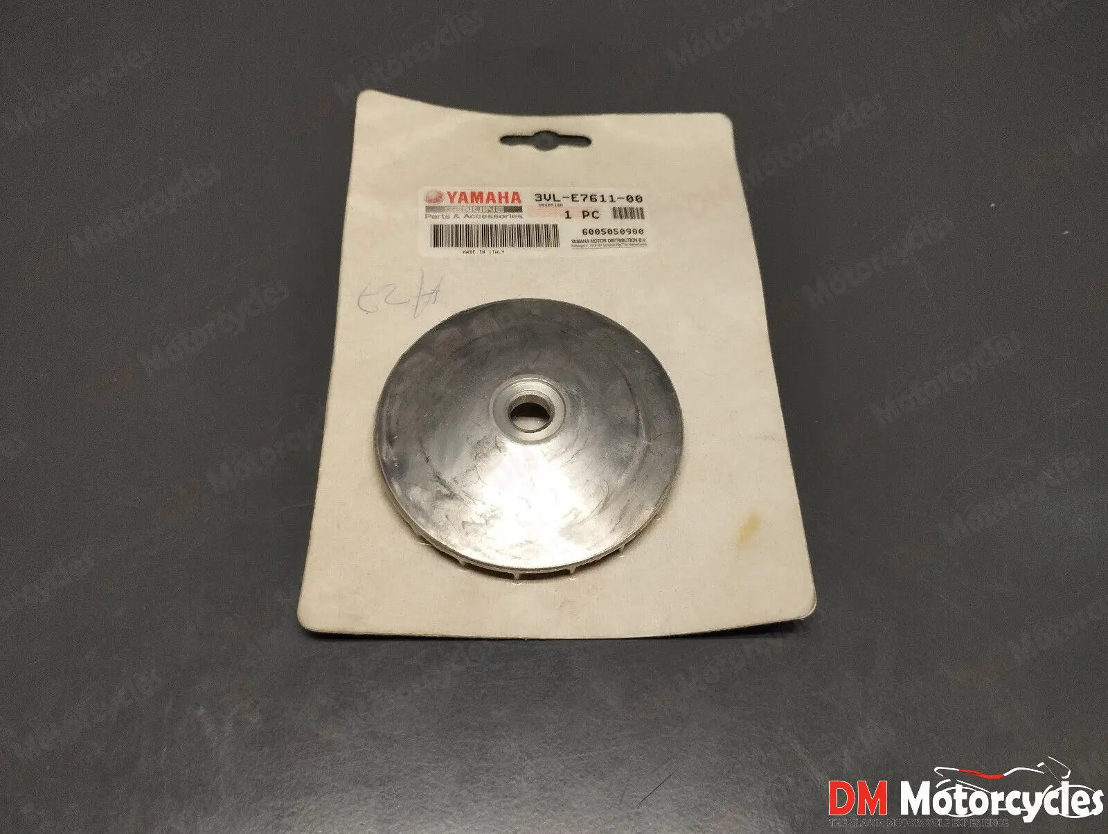 Yamaha genuine new cw yn yq cs 50 fixed variator face plate pn 3vl-e7611-00