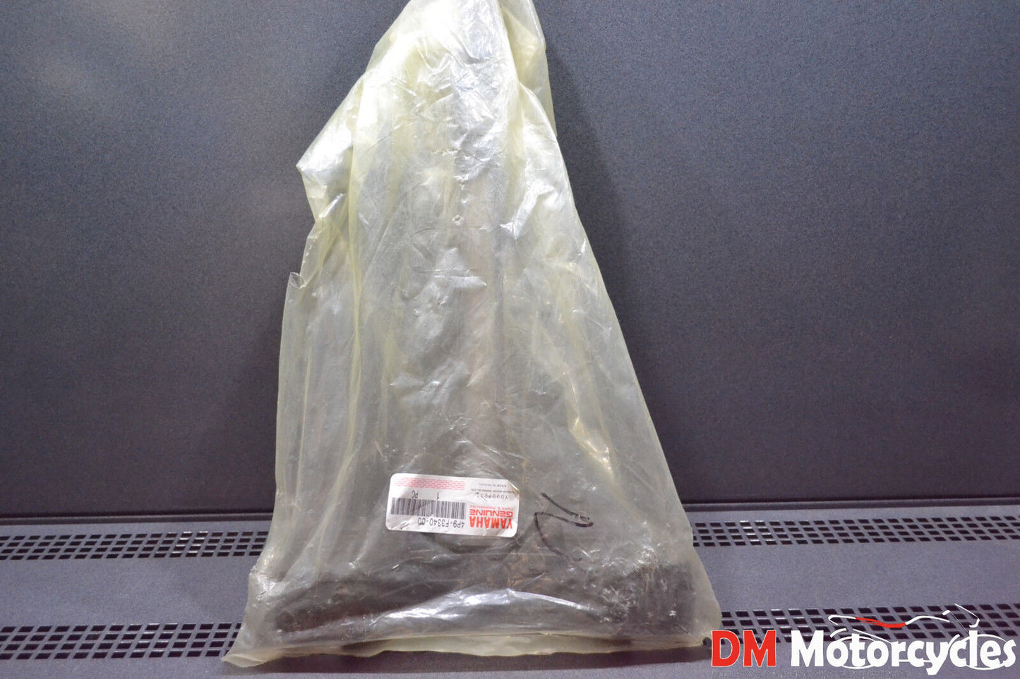 YAMAHA GENUINE NEW XC125 CYGNUS FORK UNDER BRACKET PN 4P9-F3340-00