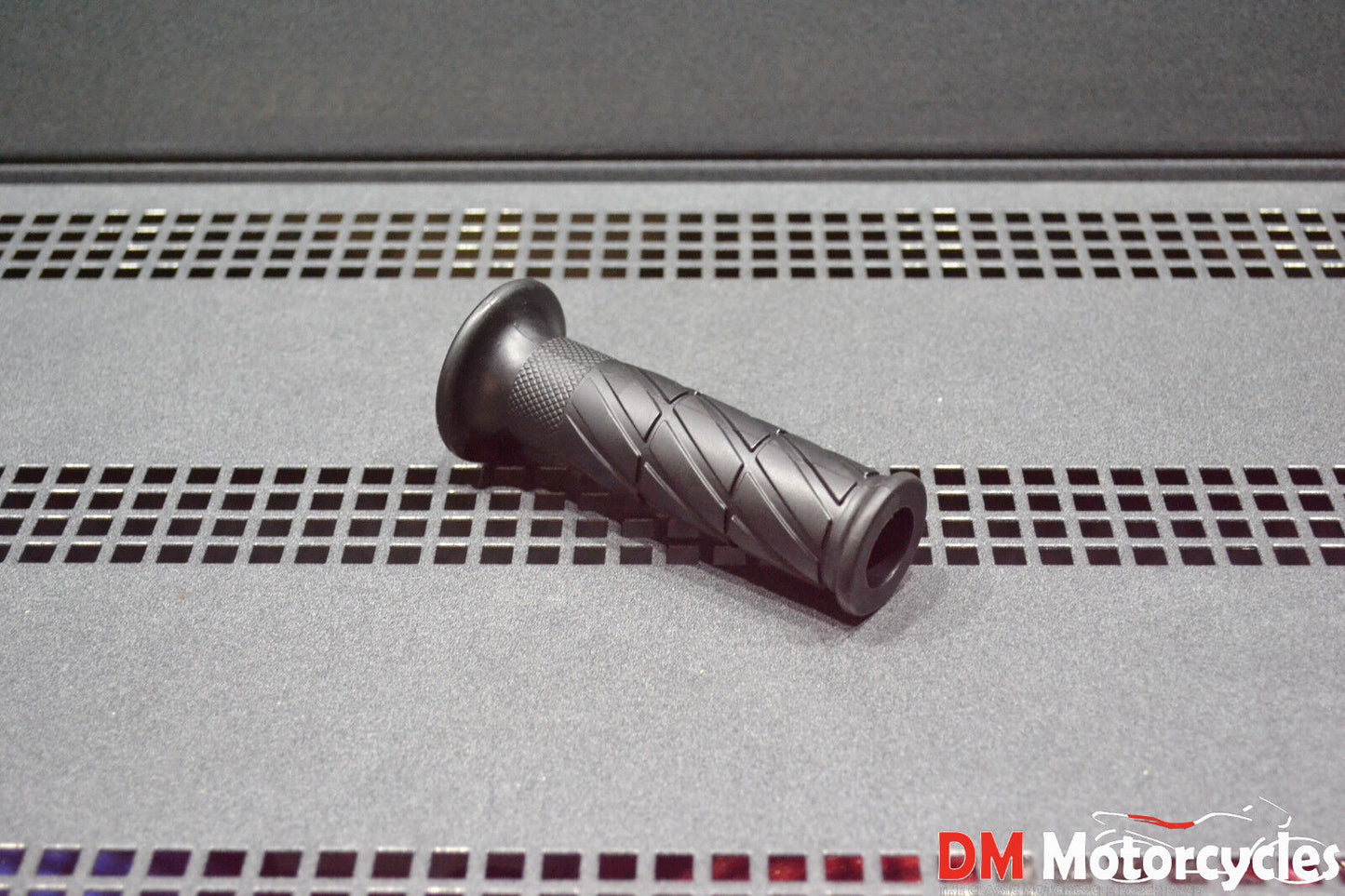 Yamaha genuine new yp 125 majesty lh grip pn 5ca-f6241-00