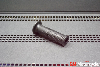 Yamaha genuine new yp 125 majesty lh grip pn 5ca-f6241-00
