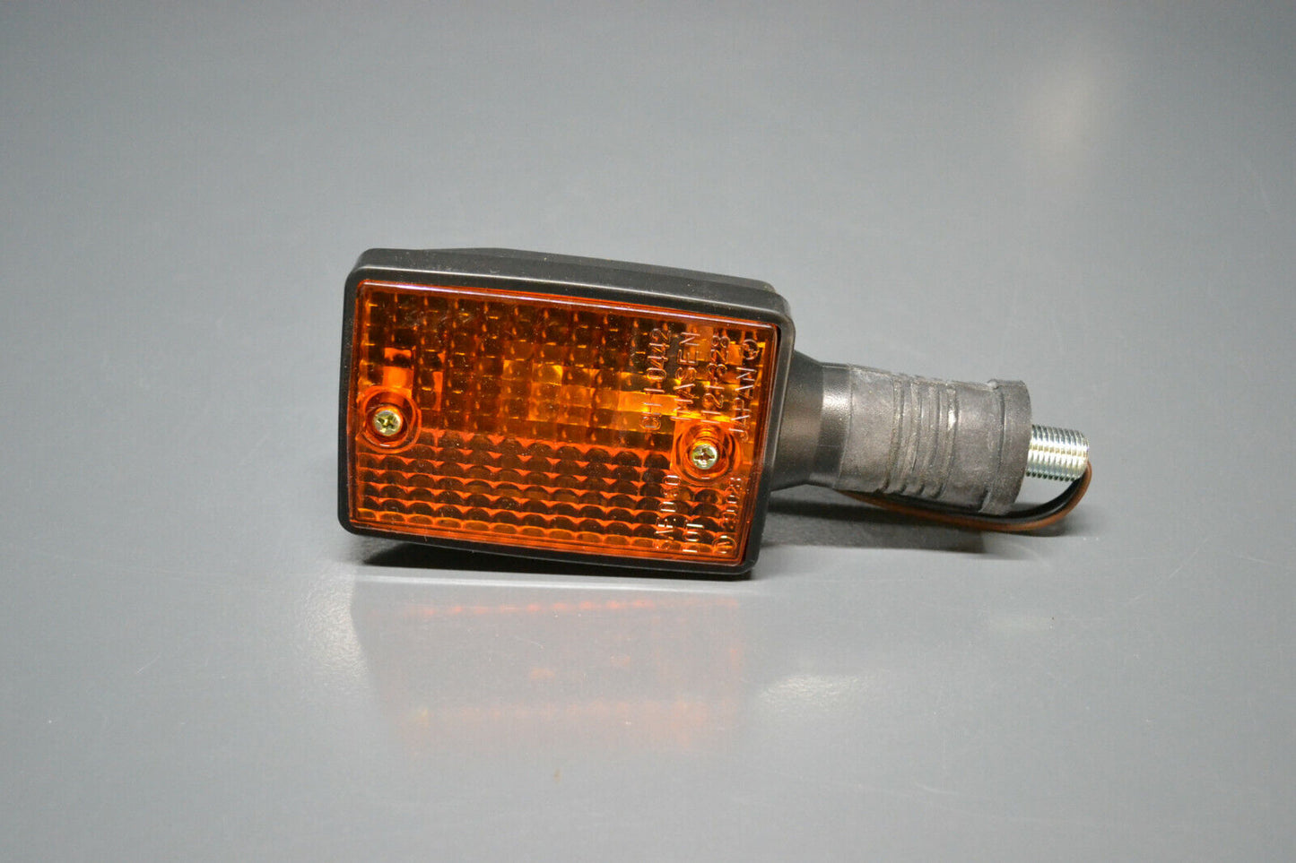 Yamaha genuine nos dt125 dt 125 front turn signal indicator pn 18g-83310-10