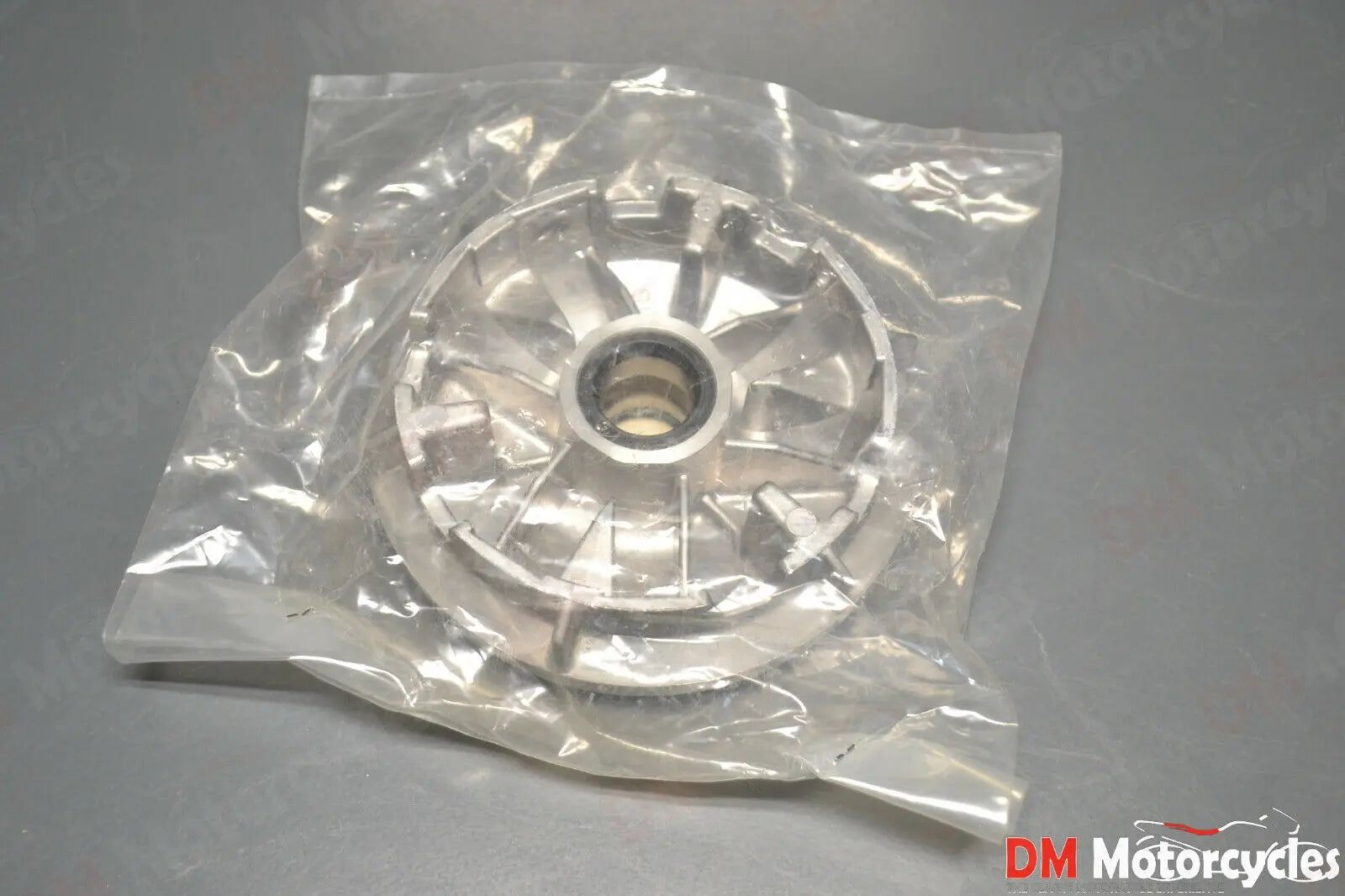 Malaguti genuine new madison 125 150 pulley drive pn 75610000