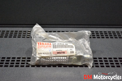 Yamaha genuine new yzf r6 2001 - 2002 front footrest pn 5mt-27410-00