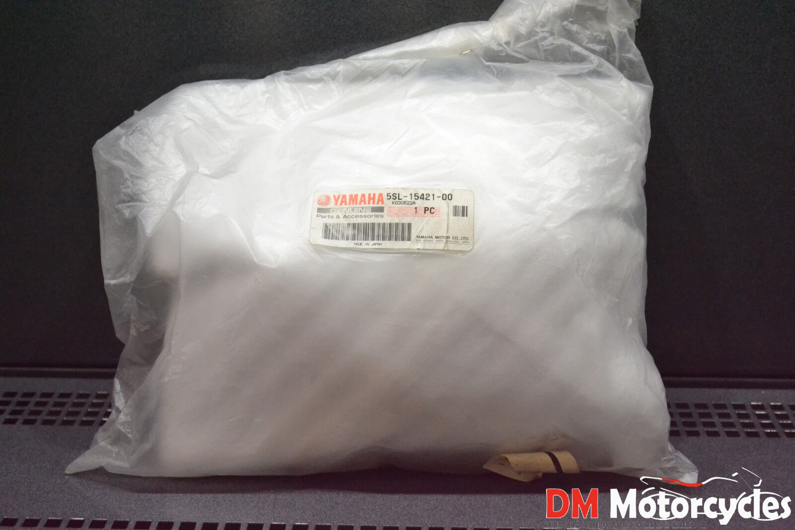 Yamaha genuine new yzf r6 2003 - 2009 crankcase cover 2 pn 5sl-15421-00