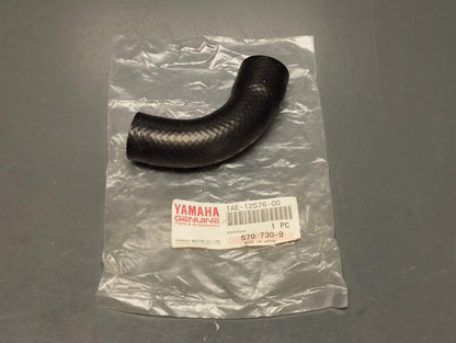 Yamaha genuine new fz 750 85-88 radiator hose 1 pn 1ae-12576-00