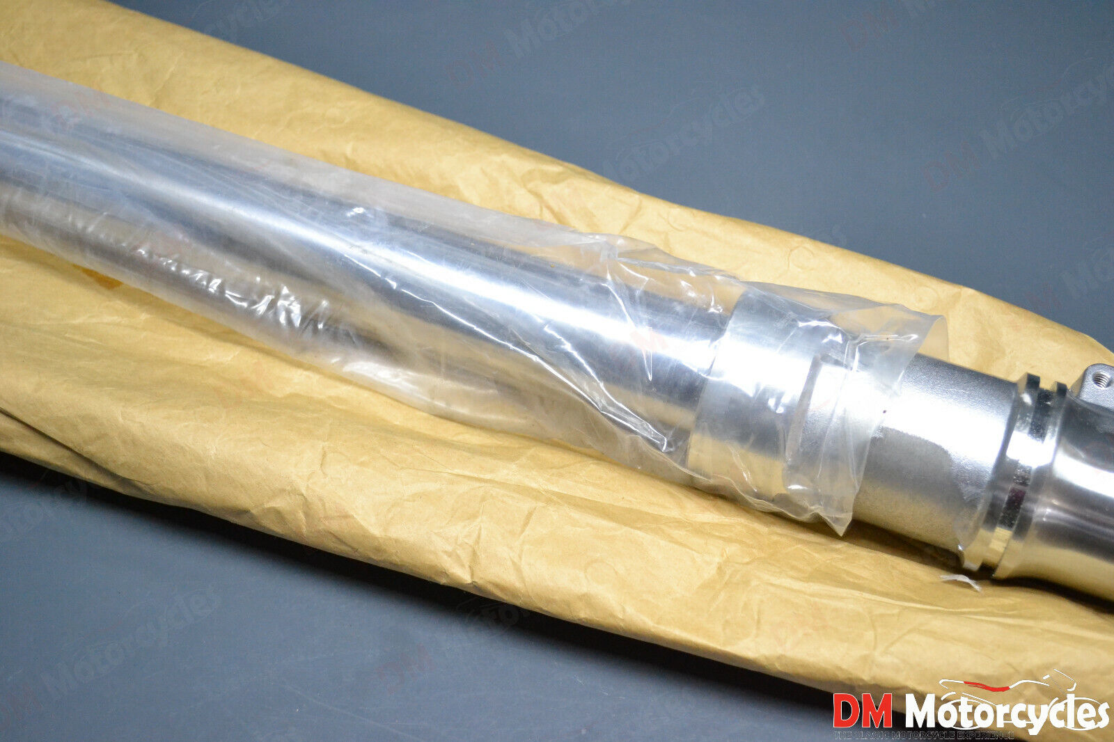Yamaha genuine nos XT600 XT 600 dual purpose left fork assy pn 43f-w2313-00