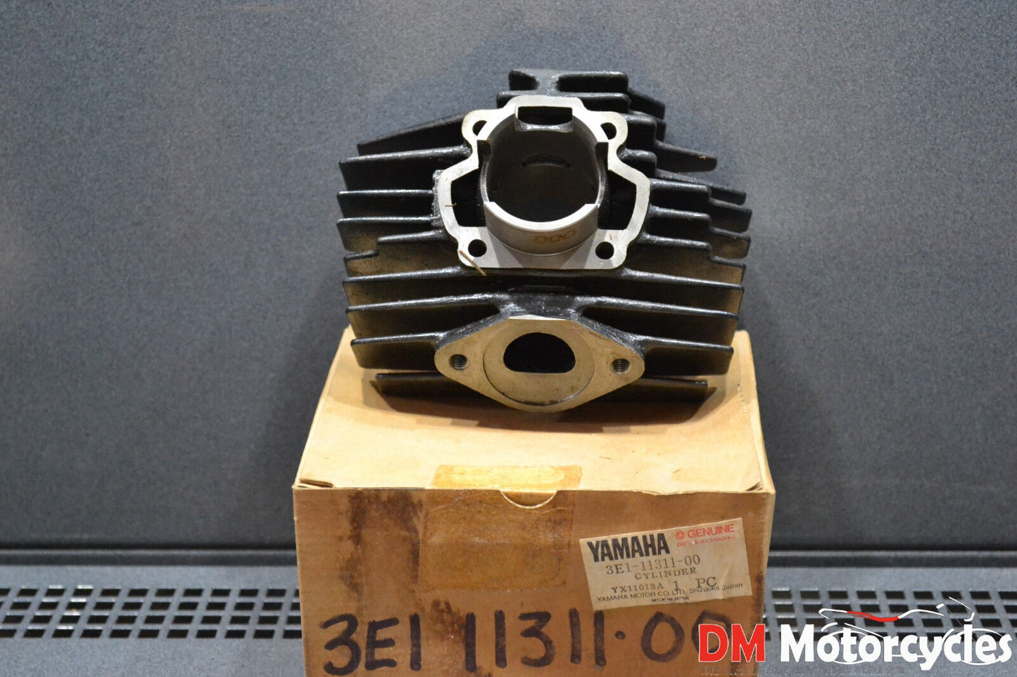 Yamaha genuine nos v50 mate 50 49cc cylinder barrel pn 3e1-11311-00