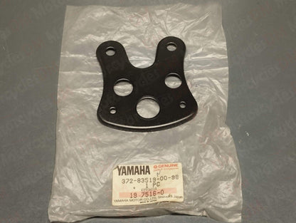 Yamaha genuine nos yb125 yb 125 74 meter bracket mount pn 372-83519-00-98
