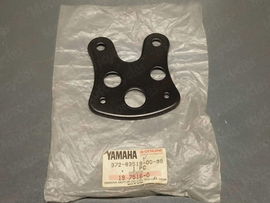 Yamaha genuine nos yb125 yb 125 74 meter bracket mount pn 372-83519-00-98