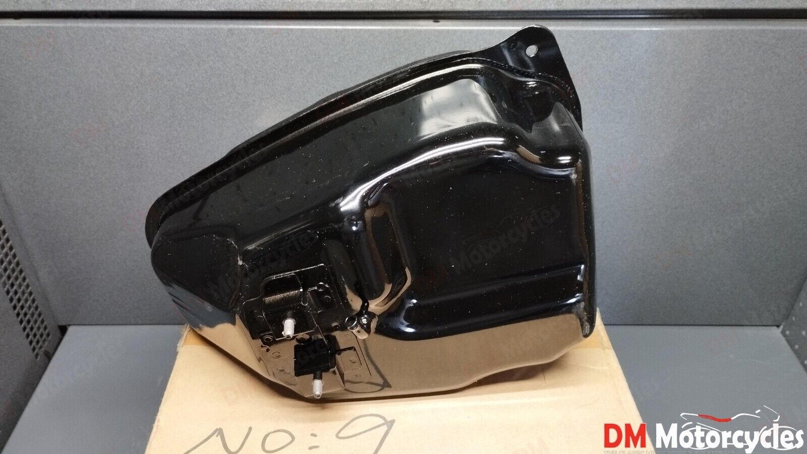 Yamaha genuine new cr50z cr 50 1996 fuel petrol tank pn 3gf-f4110-00-33