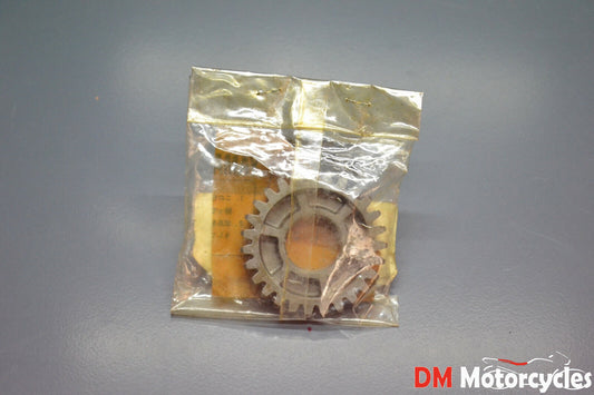 Yamaha genuine new xt tt 350 transmission 4th wheel gear pn 55v-17241-00