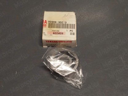 Yamaha genuine new xvs 650 vstar rear wheel bearing pn 93306-30213