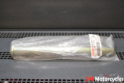 Yamaha genuine new yzf r6 09 fz6 07 - 09 rear wheel axle pn 5sl-25381-10