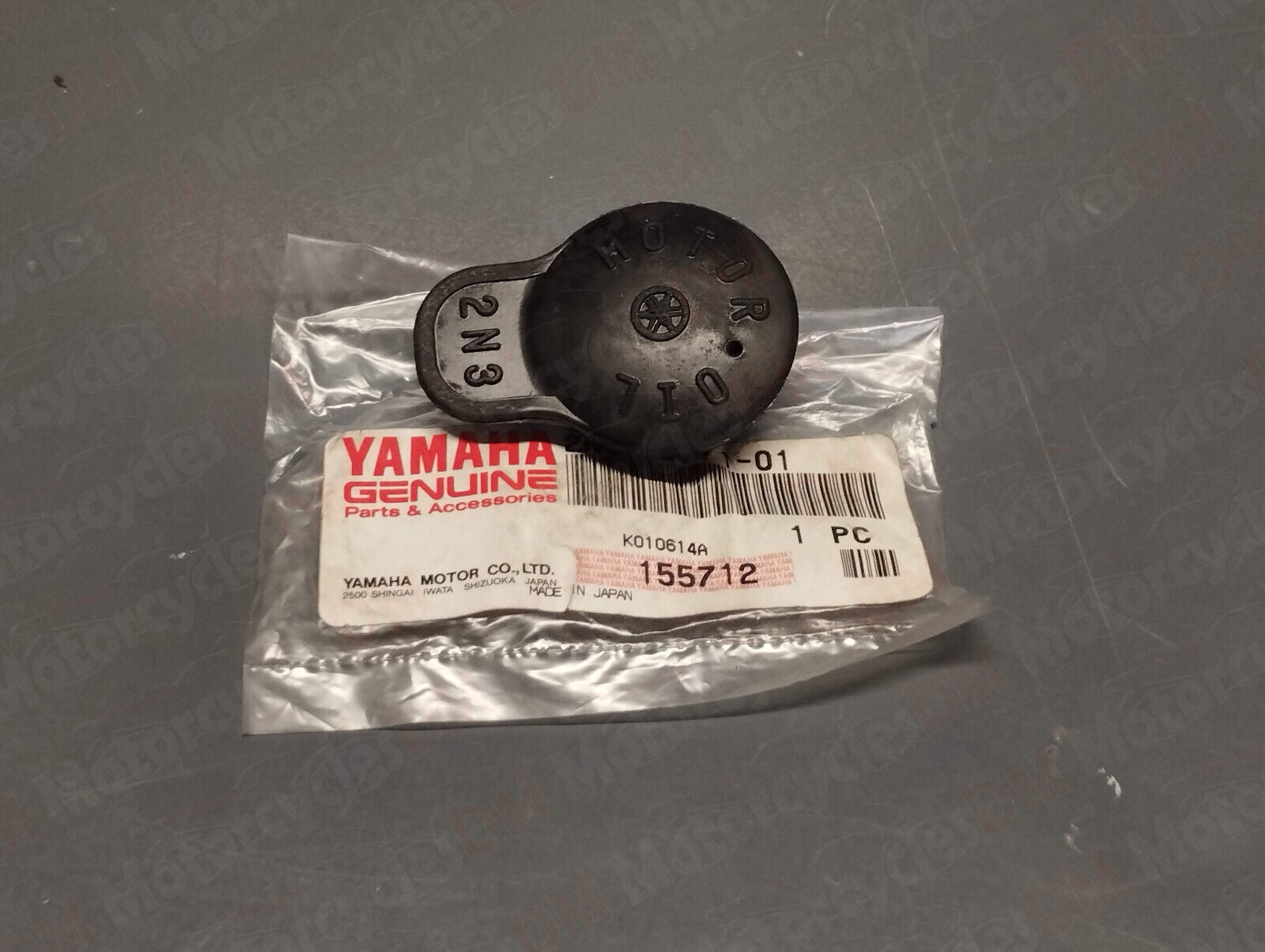 Yamaha genuine new tdr 125 tzr 50 125 250 yq 50 100 oil tank cap pn 2n3-21771-01