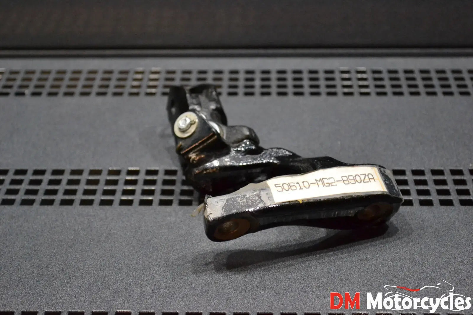 Honda genuine nos xl600r 1985 rh arm step assy pn 50610-mg2-890za