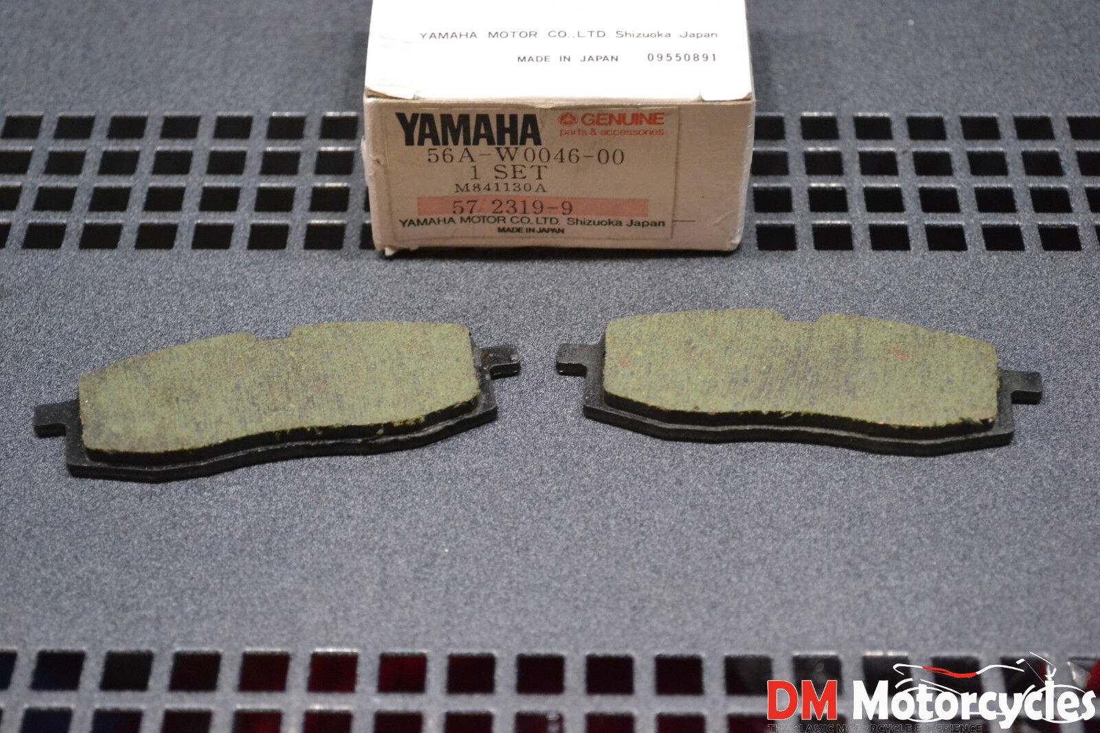 Yamaha genuine nos  yz125 yz250 yz490 1985 front brake pad kit pn 56a-w0046-00