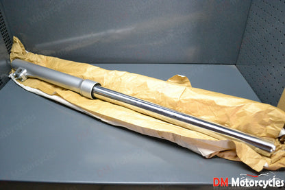 Yamaha genuine new XT600 XT 600 1997 right fork assy pn 4pt-23103-00