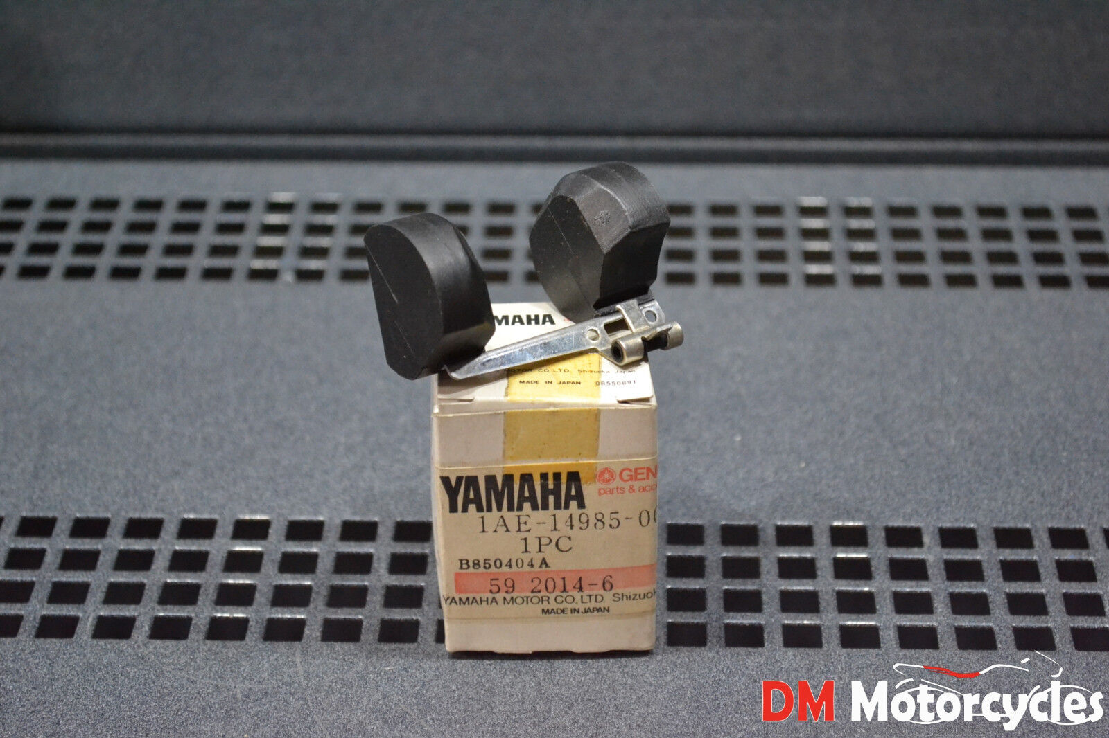 Yamaha genuine nos fz750 fz 750 fzx700 85 - 87 carburetor float pn 1ae-14985-00
