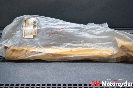 Yamaha genuine new xt350 xt 350 85 - 00 front fork cylinder pn 55v-23170-00