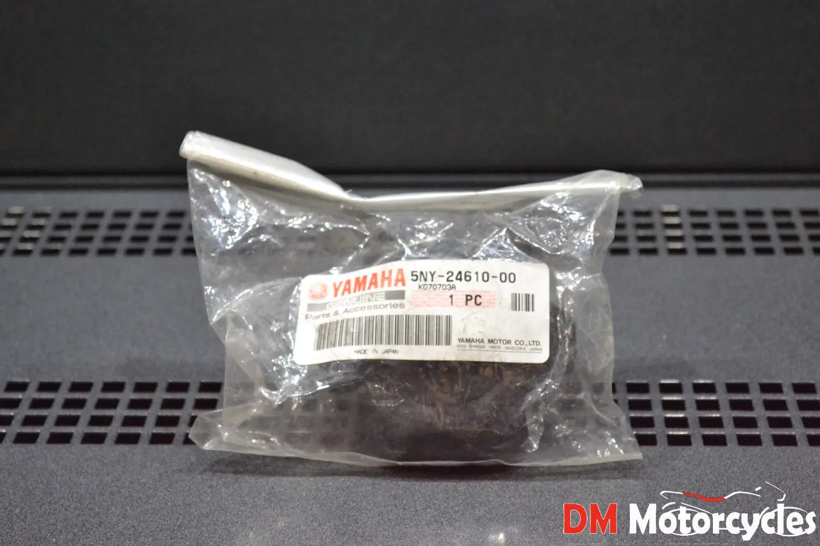 Yamaha genuine new wr 250 sr 450 yz 125 yz 250 yz 450 fuel tank cap pn 5ny-24610-00