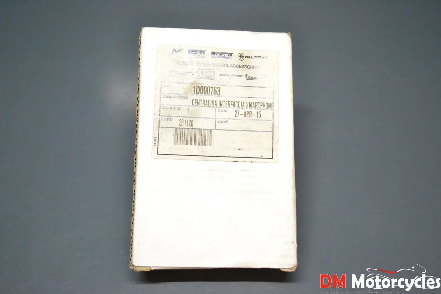 Piaggio genuine new Vespa gts super 946 3V 125 - 300 multimedia ecu pn 1d000763