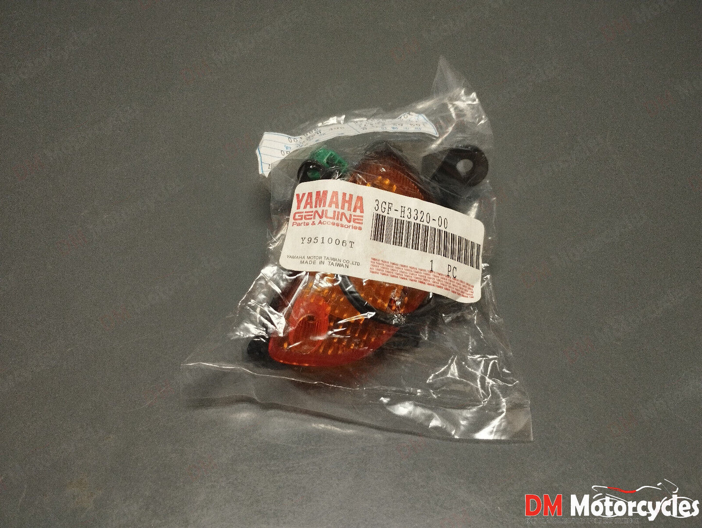 Yamaha genuine new cr 50 t target 50 right front turn signal pn 3gf-h3320-00