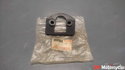 Yamaha genuine nos xt250 xt350 dt200 FS1 tail light damper pn 10v-84527-00