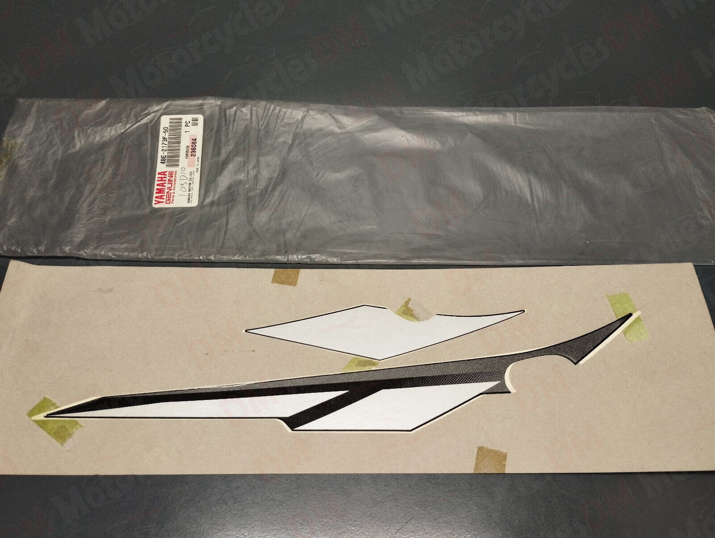 Yamaha genuine new xt 225 serow 1999 sticker decal graphic 2 pn 4be-2173f-50