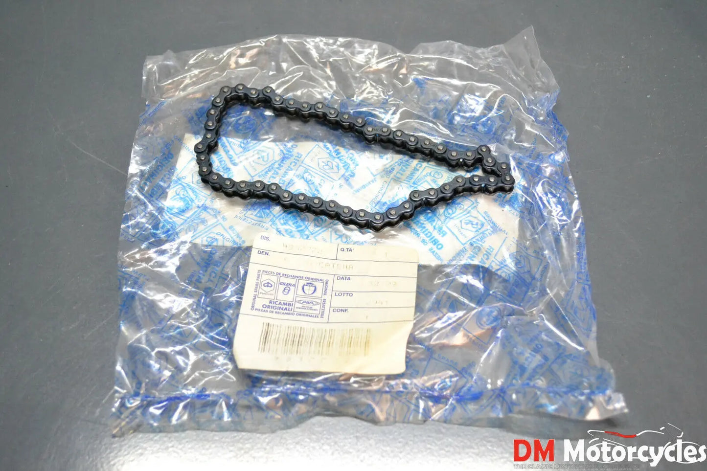 Piaggio genuine new Hexagon 180 oil pump chain pn 4837772