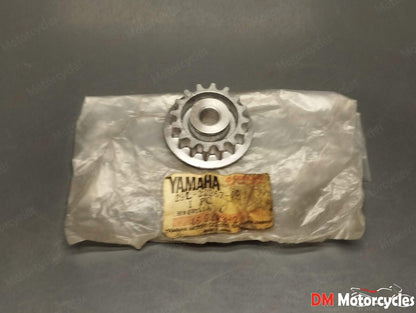 Yamaha genuine nos rd 350 ypvs rd 350 rear shock pulley pn 29l-22267-00