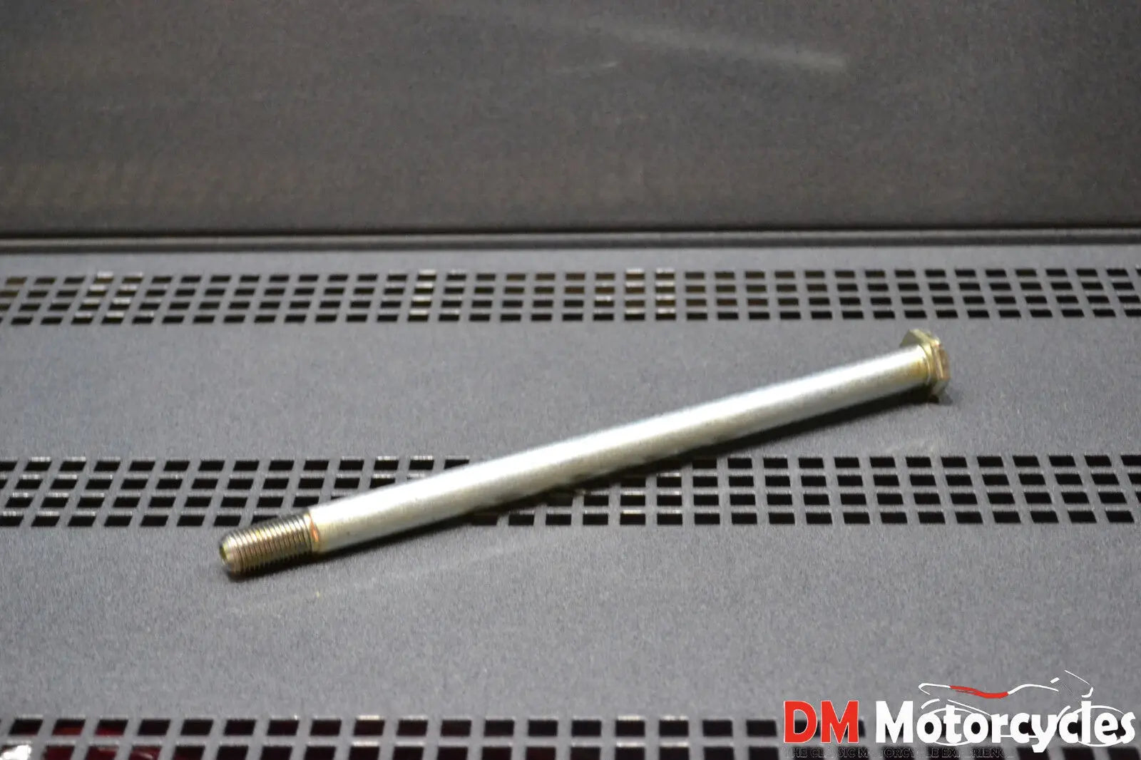 Yamaha genuine fz 700 fz 750 fzr 1000 fzr 750 85-88 front wheel axle pn 47x-25181-00