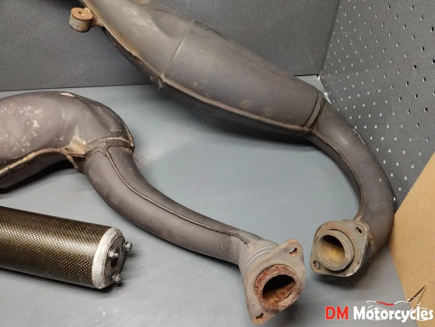 Aprilia genuine used RS250 RS 250 89/235*0009*00 exhaust muffler Complete