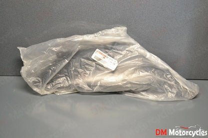 Yamaha genuine new yzf r1 98 - 99 right inner panel pn 4xv-2836l-10