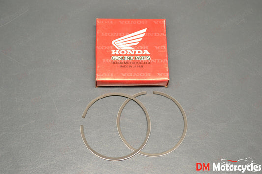Honda genuine nos cr125 Elsinore 1.00 over size piston rings pn 13051-400-003