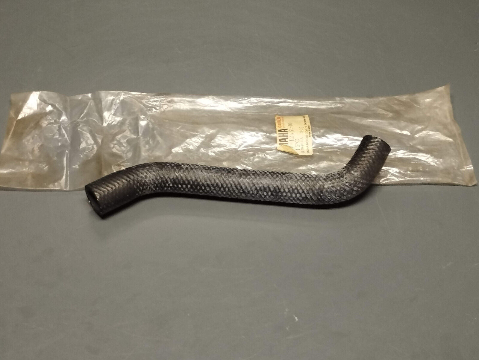 Yamaha genuine nos rd rz 125 radiator hose pn 10w-12481-00