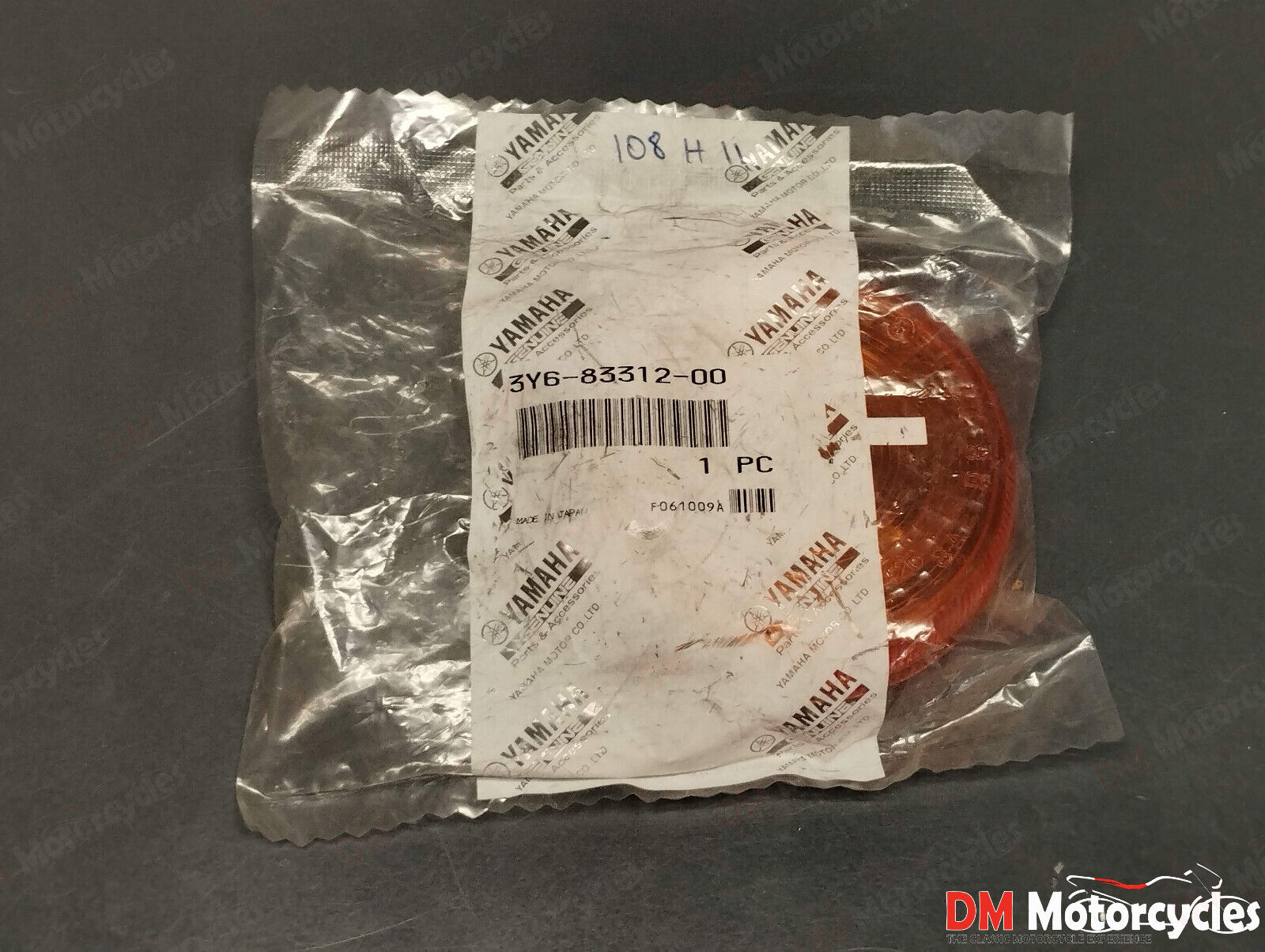 Yamaha genuine new rd 350 82 rd 250 84 front turn signal lens pn 36y-83312-00