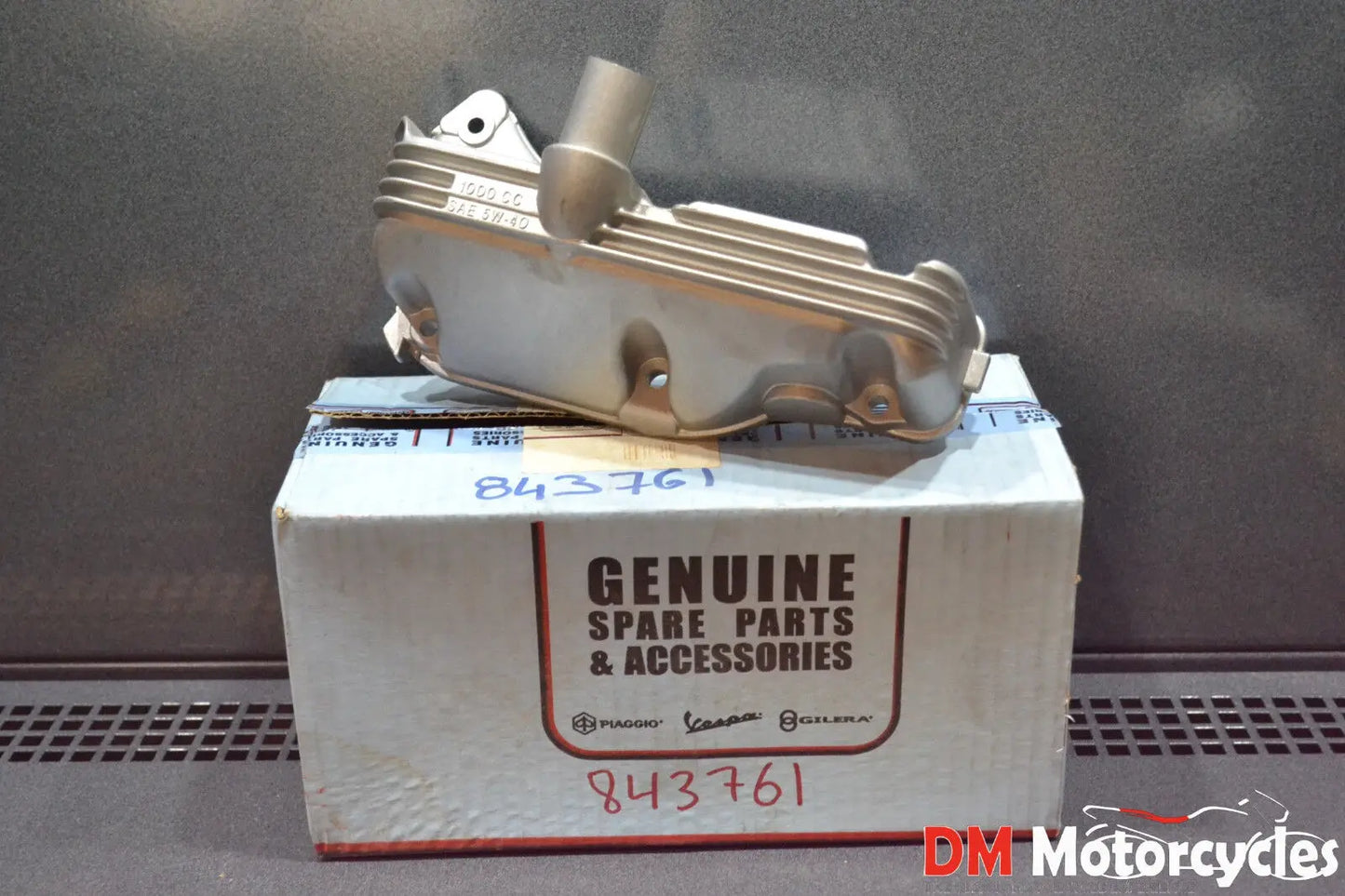 Piaggio genuine new oil sump leader for piaggio engines pn 843761