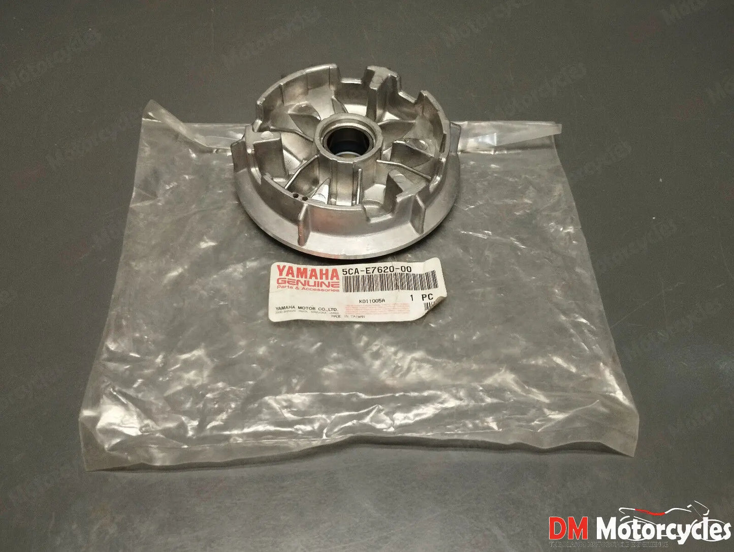 Yamaha genuine new majesty 125 primary sliding sheave pn 5ca-e7620-00