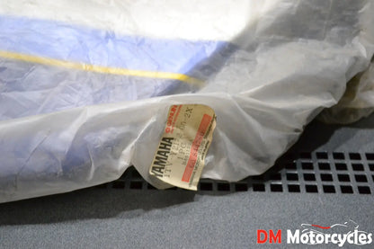 Yamaha genuine new fz750 fz 750 1986 side cover 2 pn 1tv-y2172-00-2x