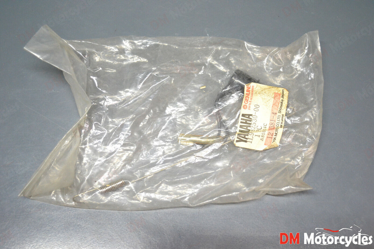 Yamaha genuine nos xs 250 xs 360 xs 400 rear brake light switch pn 1l9-82530-00
