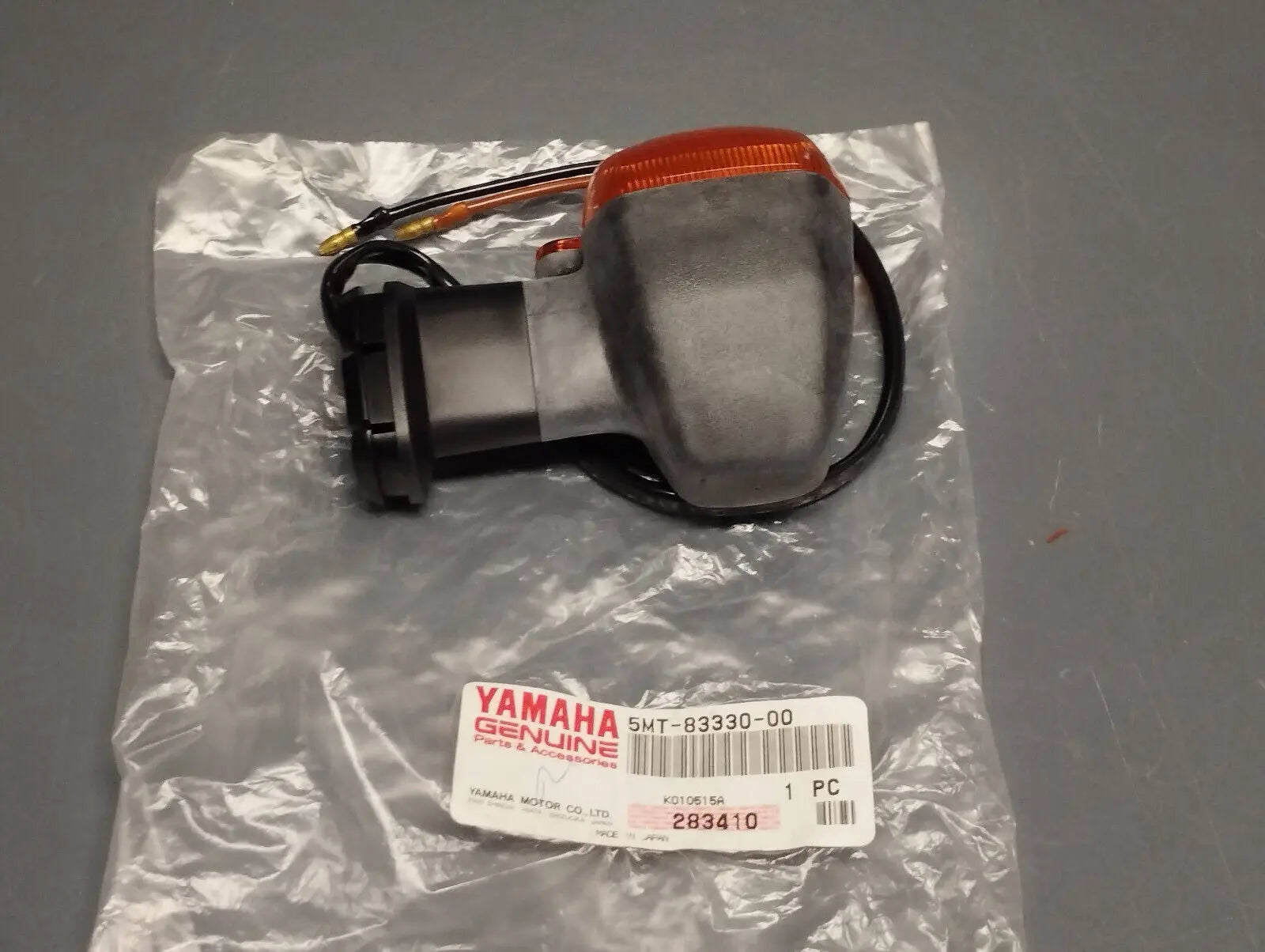 Yamaha genuine new yzf r6 2001 02 rear left turn signal pn 5mt-83330-00