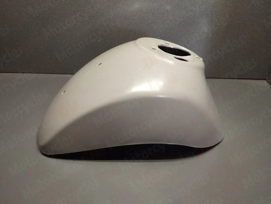 Piaggio genuine new Vespa LX 50 125 150 front fender Unpainted pn 666528