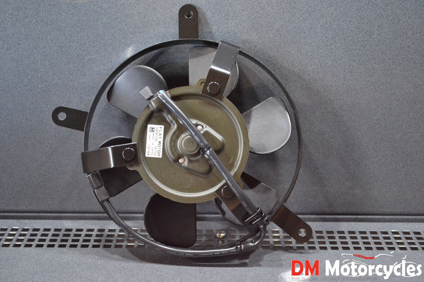 Yamaha genuine new fz1 fz1000s 2001 - 2005 radiator fan pn 5lv-12405-00