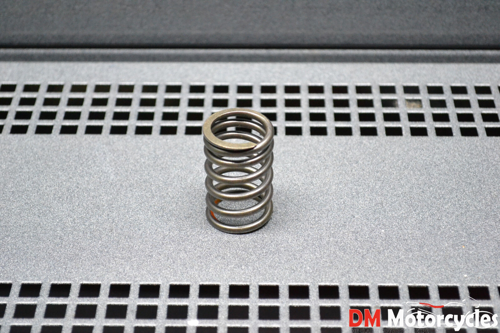 Yamaha genuine nos xt600 yfm600 grizzly outer valve spring pn 5y1-12114-00