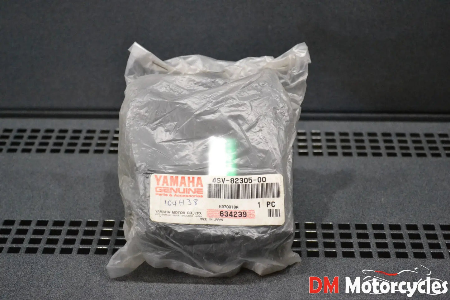 Yamaha genuine new yzf1000r thunderace ecu pn 4sv-82305-00