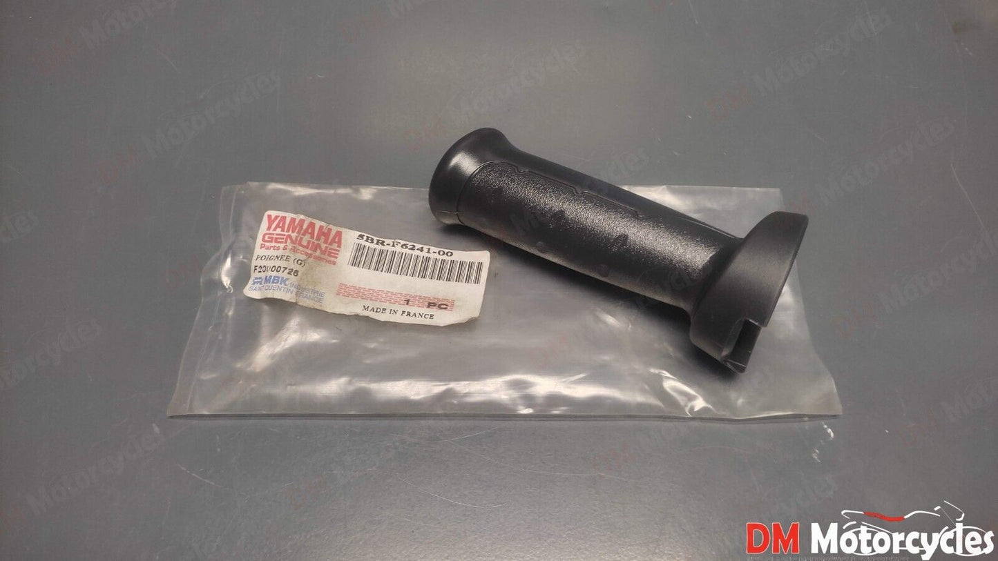 Yamaha genuine new yq100 aerox left grip pn 5br-f6241-00