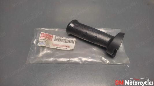 Yamaha genuine new yq100 aerox left grip pn 5br-f6241-00