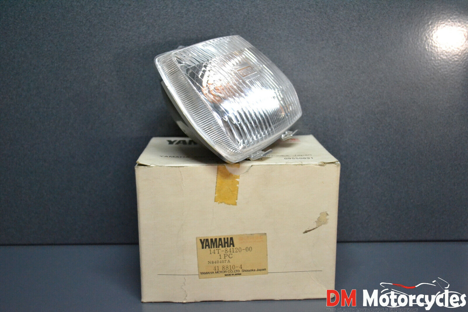 Yamaha genuine nos ca50 riva headlight pn 14t-84120-00