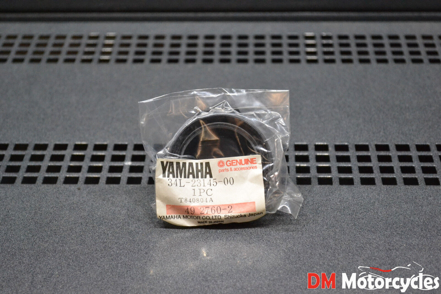 Yamaha genuine nos xt600 xt 600 84 - 92 fork oil seal pn 34l-23145-00