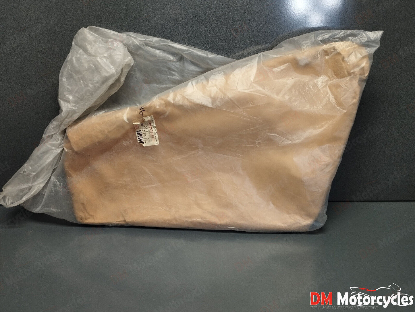 Yamaha genuine nos riva 50 ca 50 1983 - 1986 left side cover pn 21g-w2173-10-9w